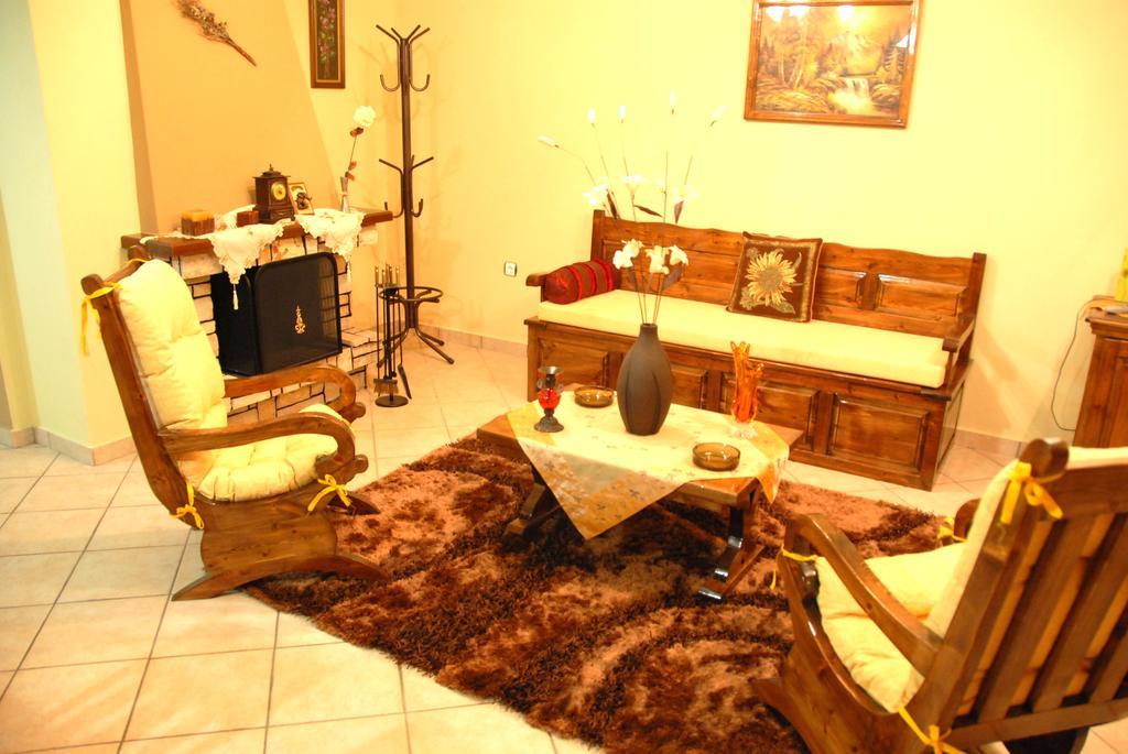 Dione Apartments Ouranoupoli Rum bild