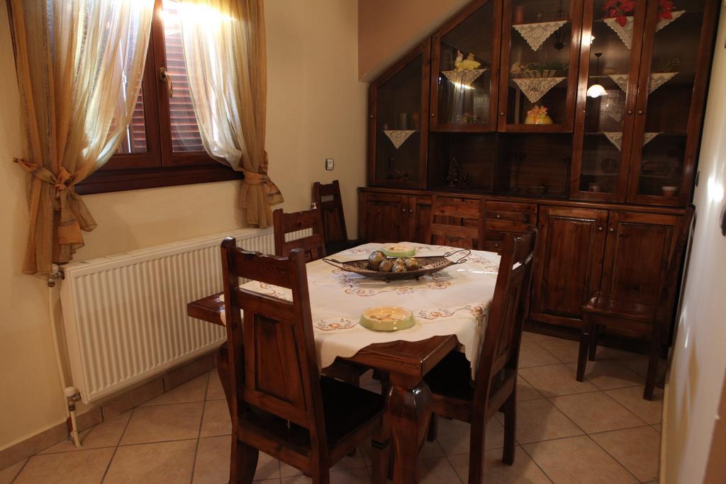 Dione Apartments Ouranoupoli Rum bild